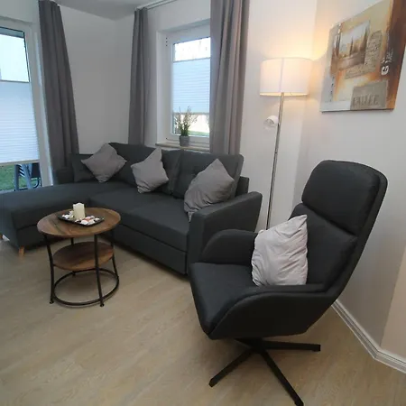 Apartamento Yachthafenresidenz-wohnung-8108-827 *