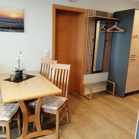 Yachthafenresidenz-wohnung-9202-819 Kuehlungsborn