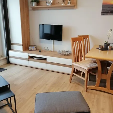 Yachthafenresidenz-wohnung-9202-819 Apartment *